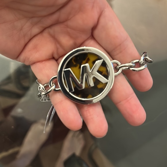 Mk chain cheetha belt small/ med 3 n stock all or nwt - Picture 3 of 3